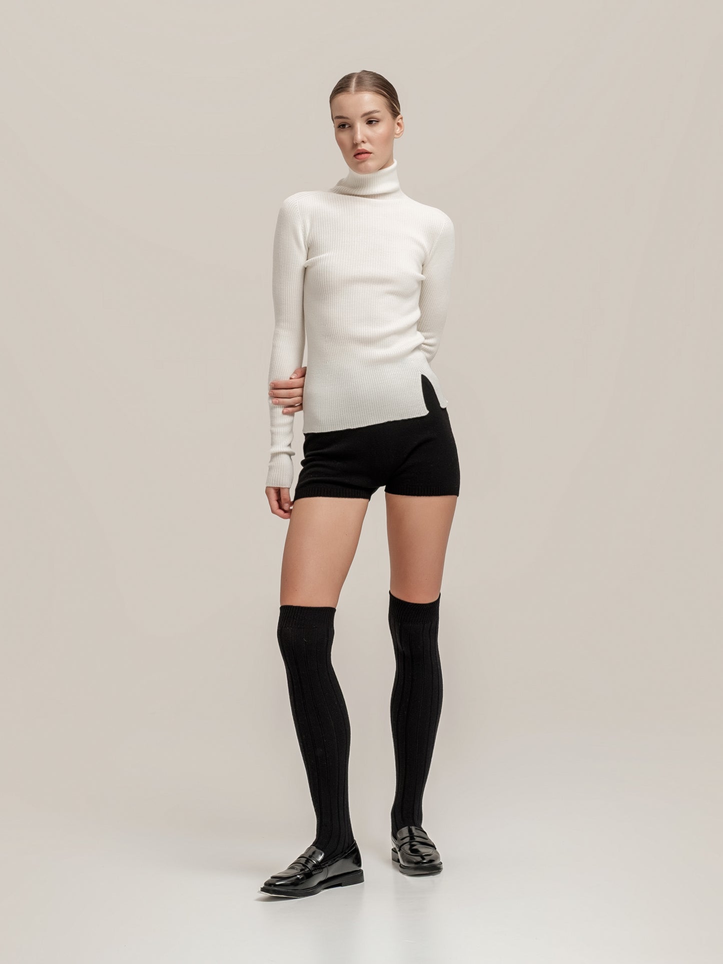 Lea Turtleneck White