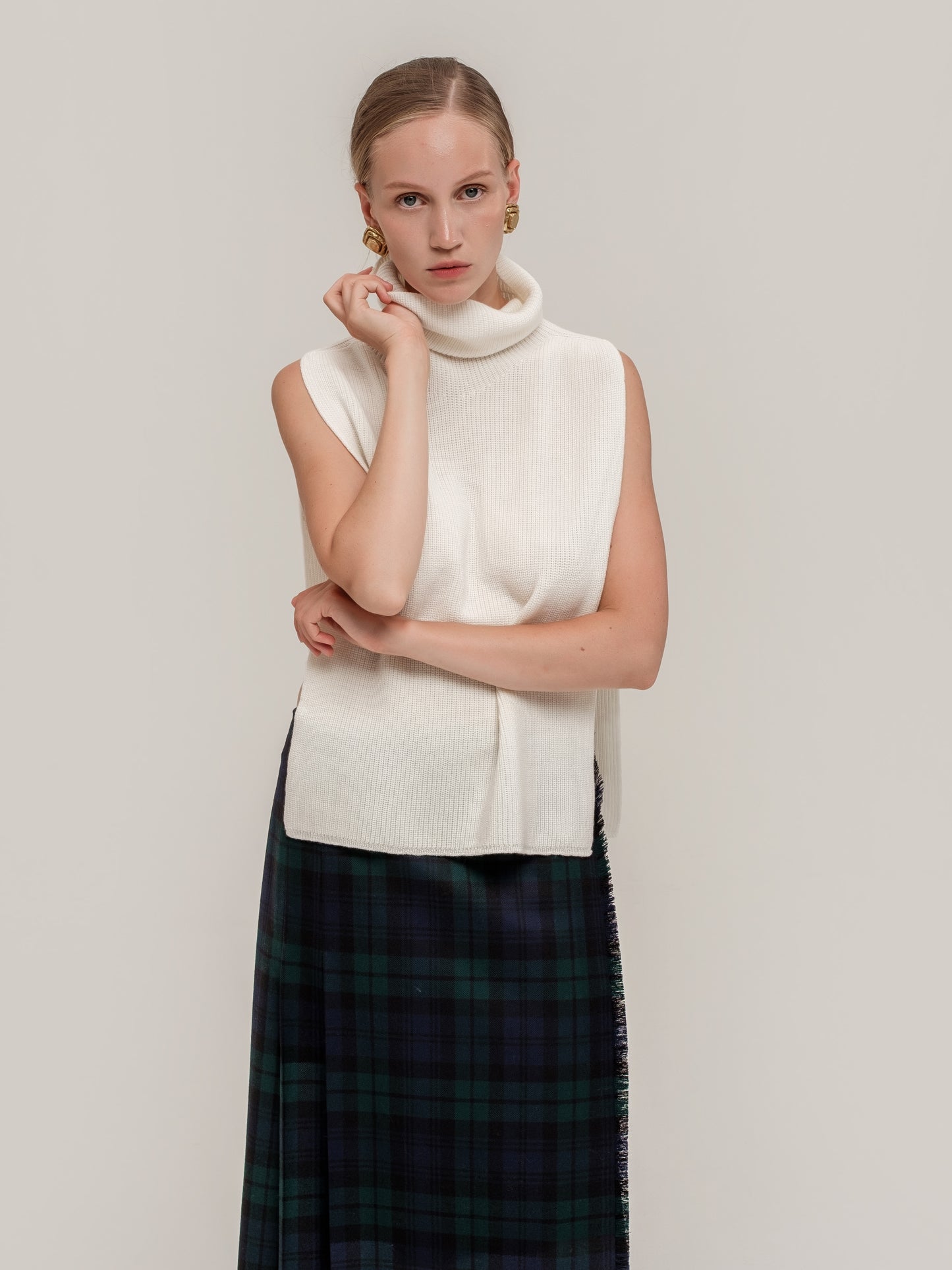 Snood Knit Vest White