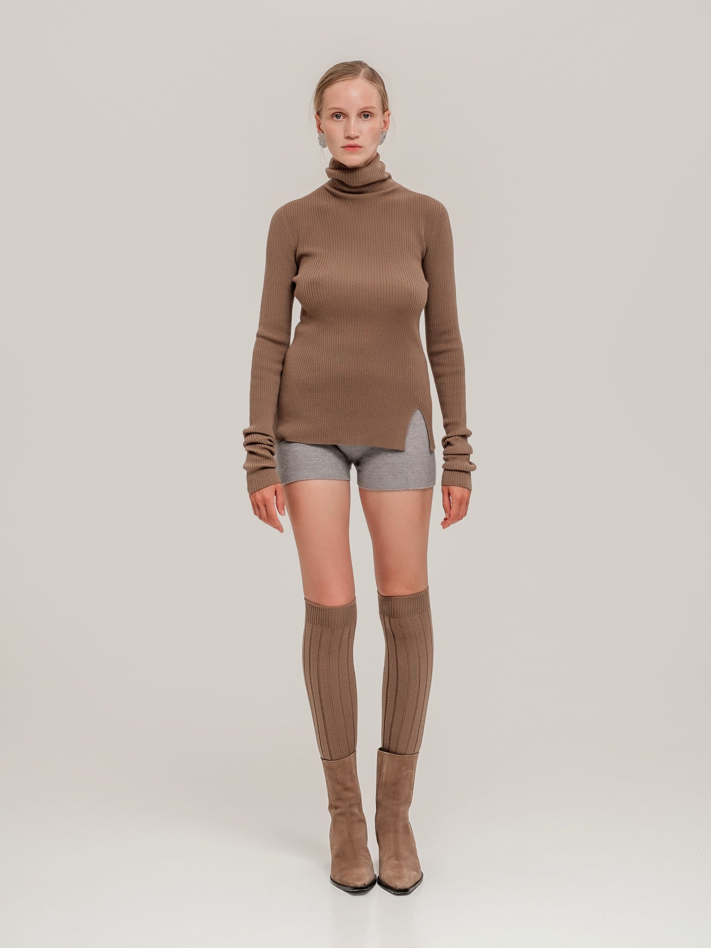 Lea Turtleneck Truffle