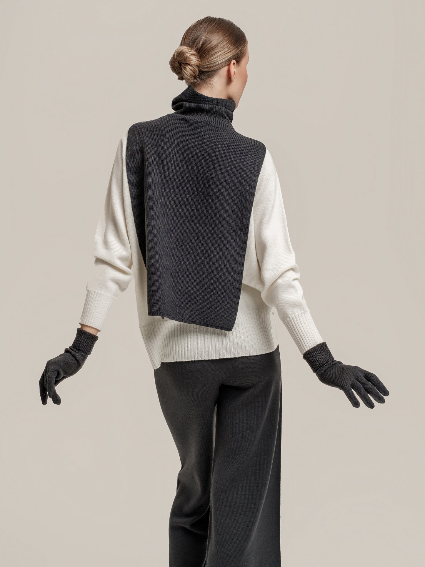 Snood Knit Vest Anthracite