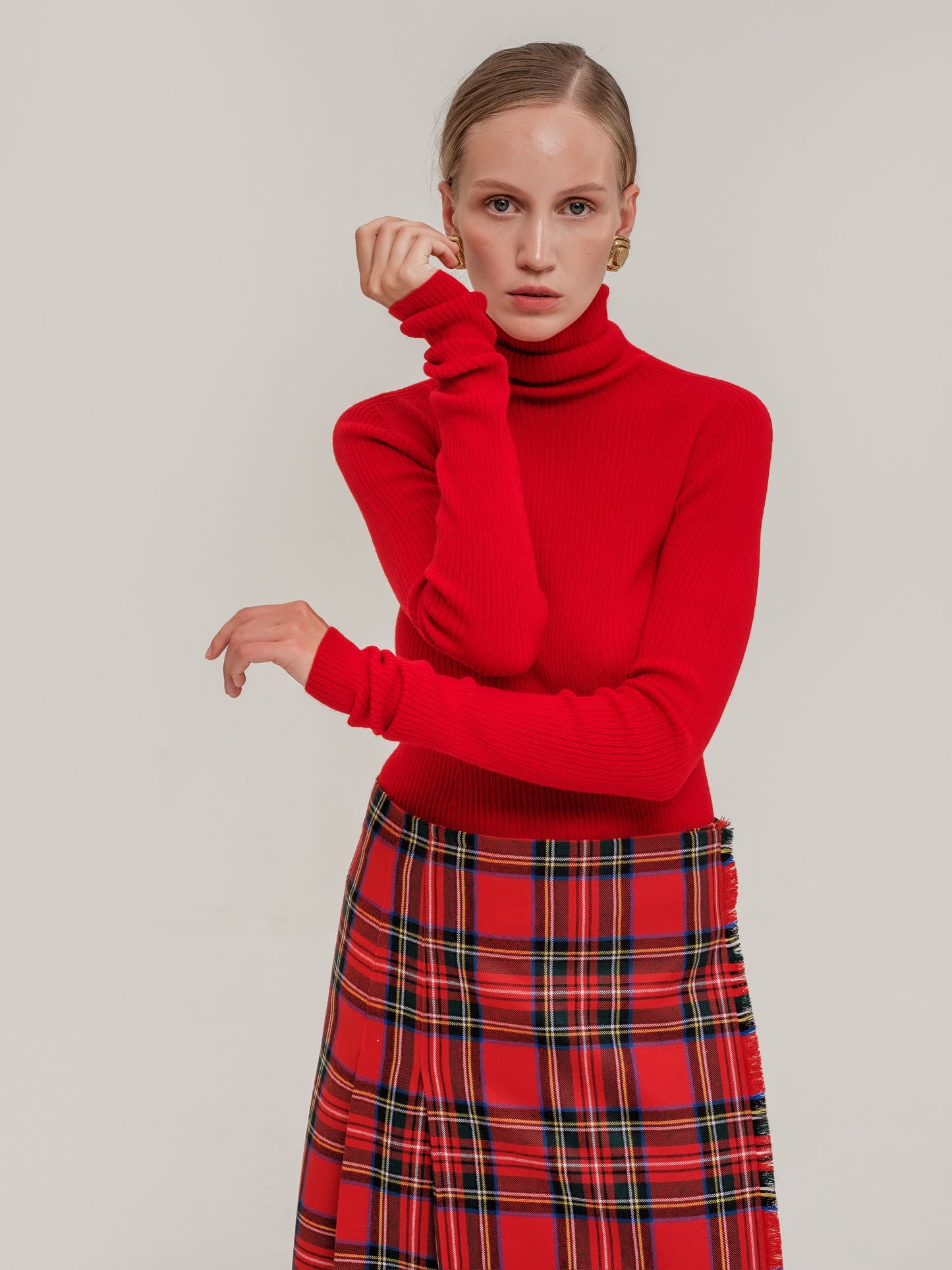 Lea Turtleneck Red