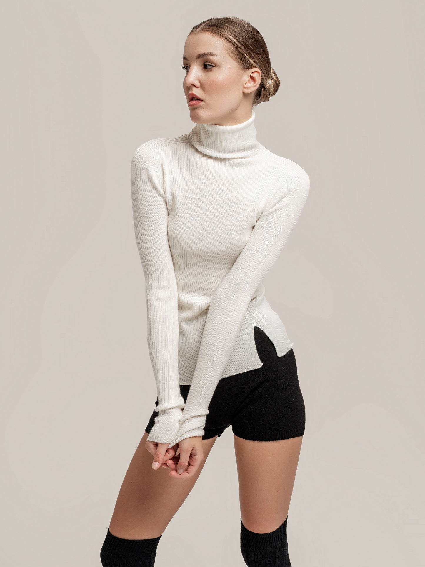 Lea Turtleneck White