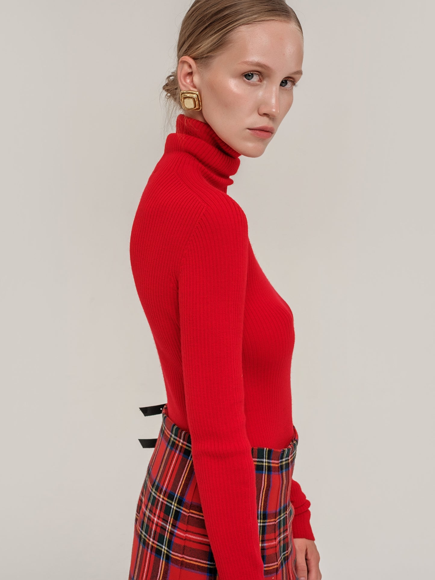 Lea Turtleneck Red