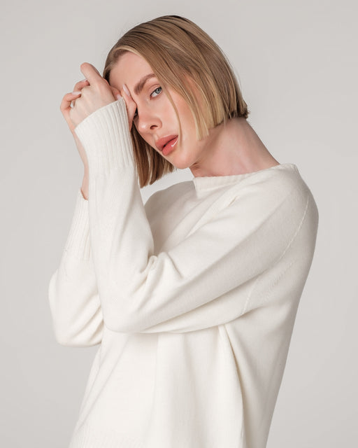 Iris Merino Jumper in White – 100% Extra Fine Merino Wool, Seamless 3D Knit